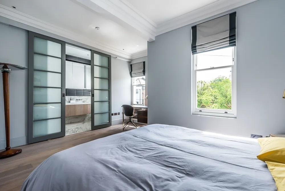 Elms Road, London, SW4