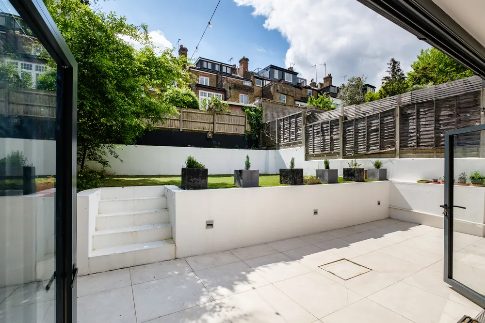 Woodland Rise, London, N10