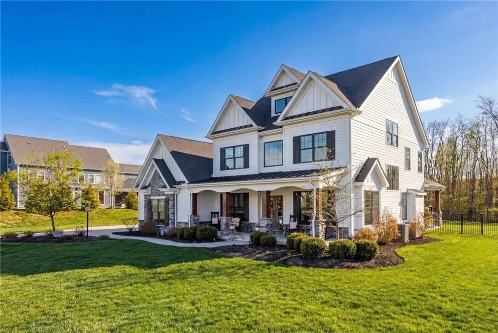 159 Davidson Rd, Mars, PA 16046