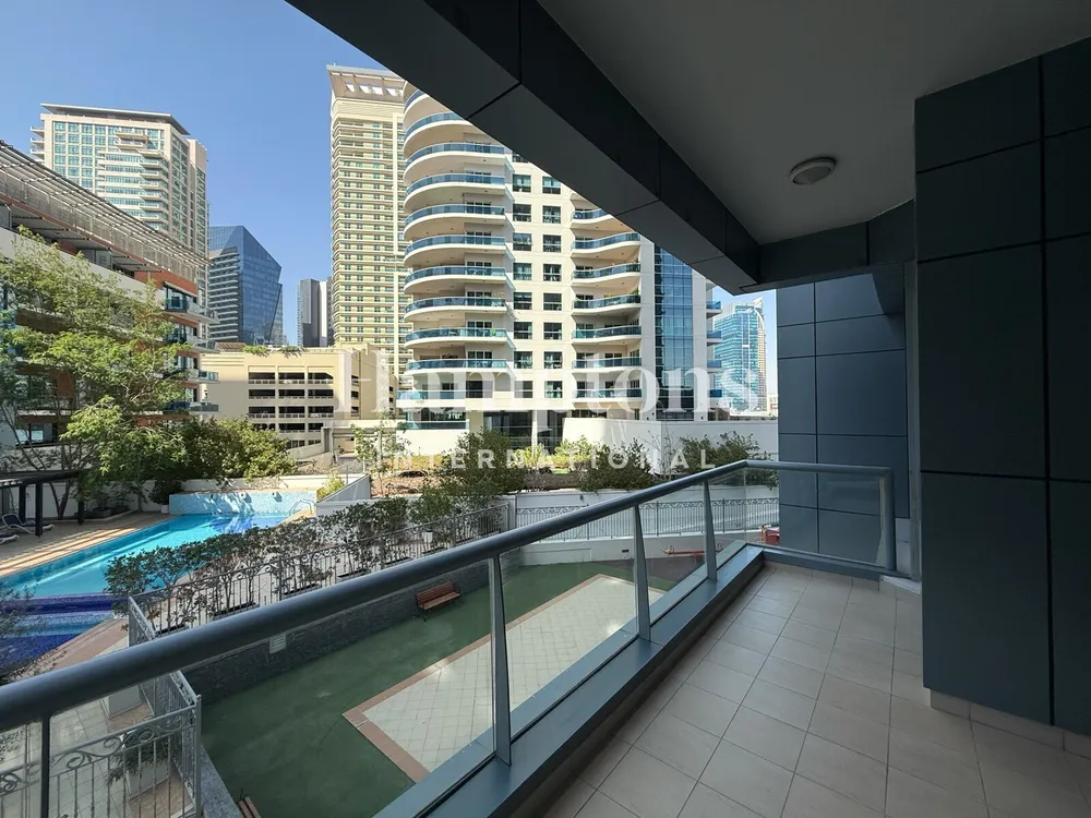 Dubai Marina