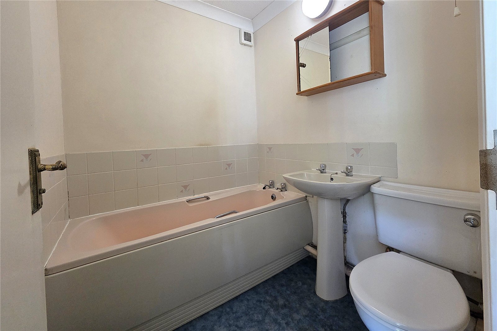 Crombie Close, Waterlooville, Hampshire, PO8 Image 4