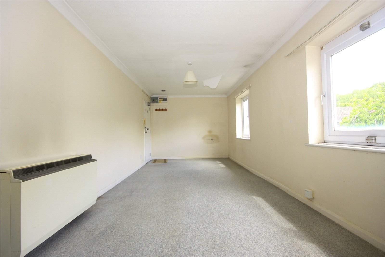 Crombie Close, Waterlooville, Hampshire, PO8 Image 5