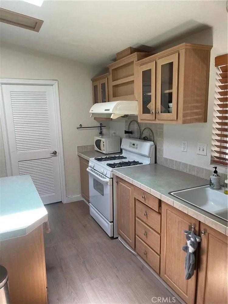 901 S 6th Ave, Hacienda Heights, CA 91745