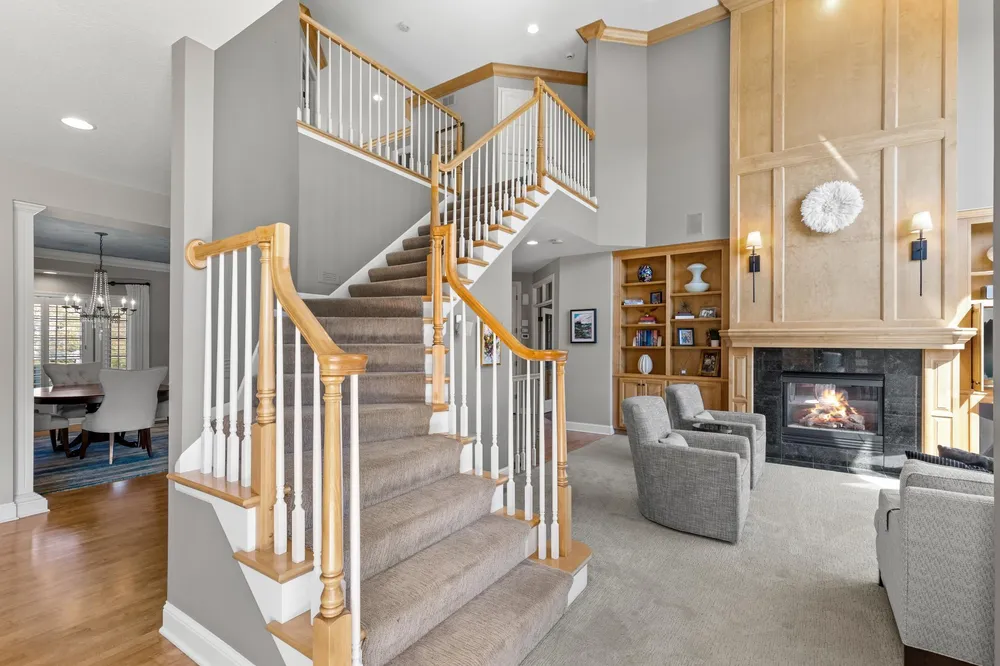18434 Bearpath Trail, Eden Prairie, MN 55347