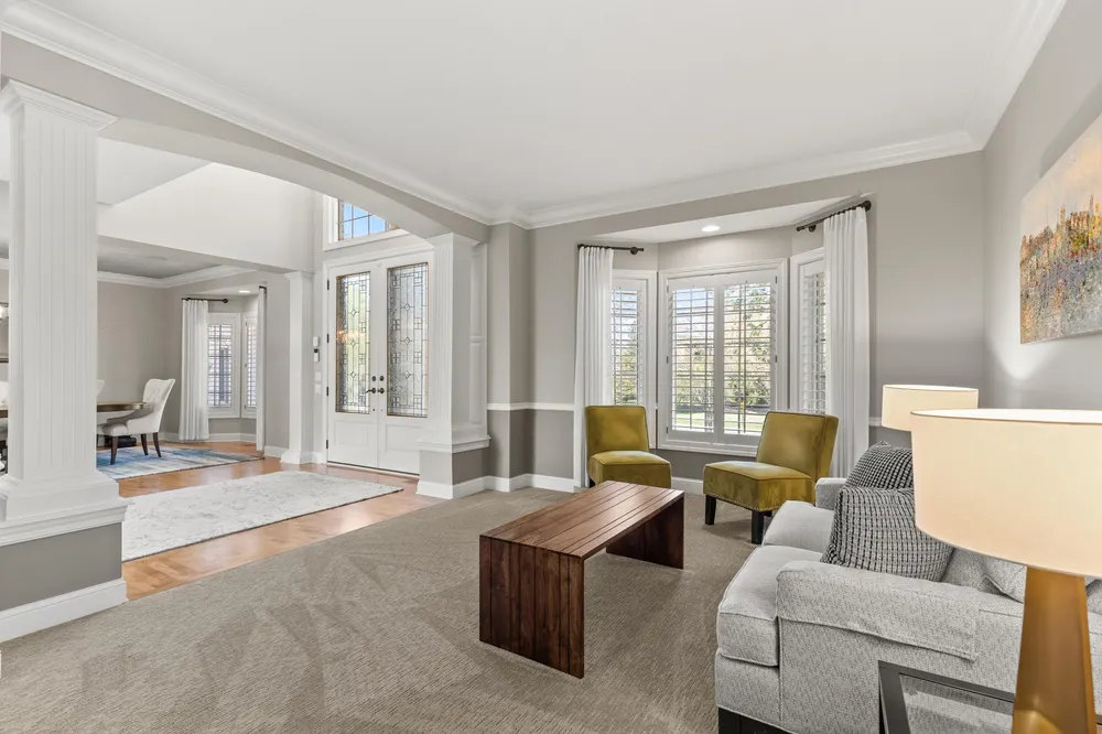 18434 Bearpath Trail, Eden Prairie, MN 55347