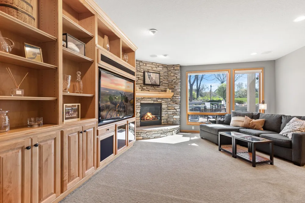 18434 Bearpath Trail, Eden Prairie, MN 55347