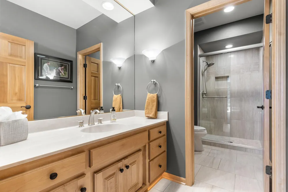 18434 Bearpath Trail, Eden Prairie, MN 55347