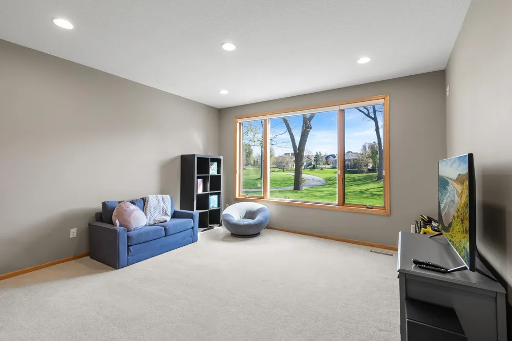 18434 Bearpath Trail, Eden Prairie, MN 55347