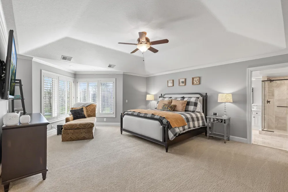 18434 Bearpath Trail, Eden Prairie, MN 55347