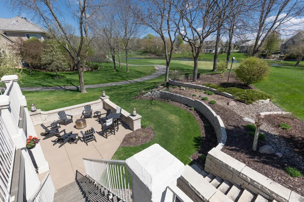 18434 Bearpath Trail, Eden Prairie, MN 55347