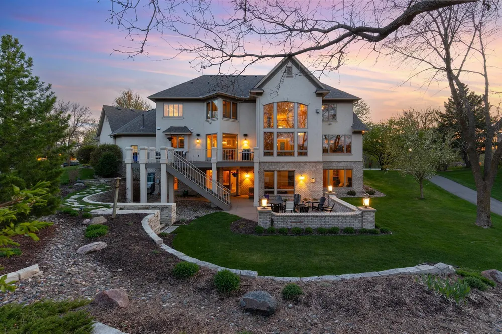 18434 Bearpath Trail, Eden Prairie, MN 55347