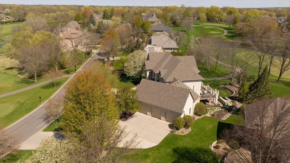18434 Bearpath Trail, Eden Prairie, MN 55347