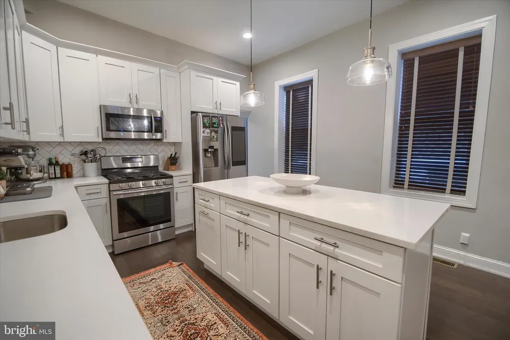 4117 Cresson St, Philadelphia, PA 19127
