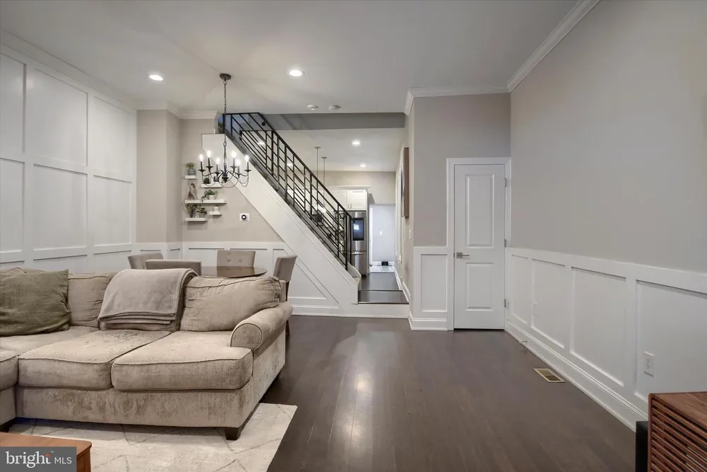 4117 Cresson St, Philadelphia, PA 19127