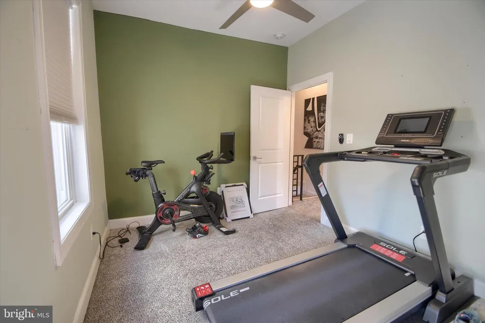 4117 Cresson St, Philadelphia, PA 19127