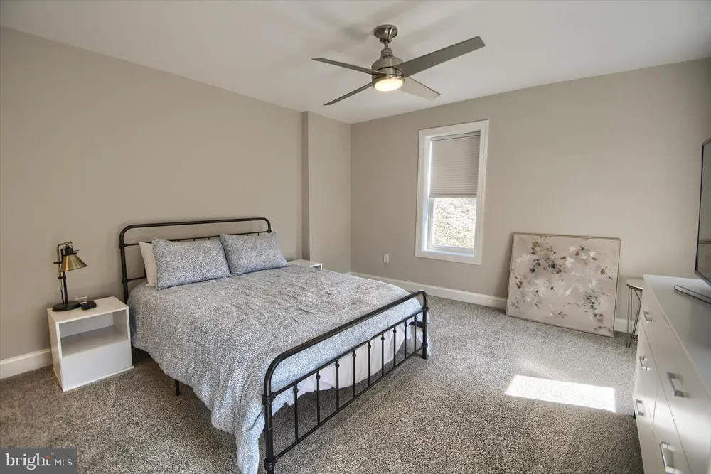 4117 Cresson St, Philadelphia, PA 19127