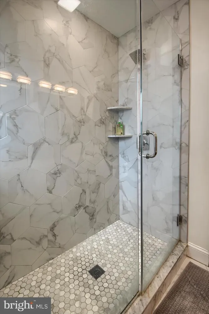 4117 Cresson St, Philadelphia, PA 19127