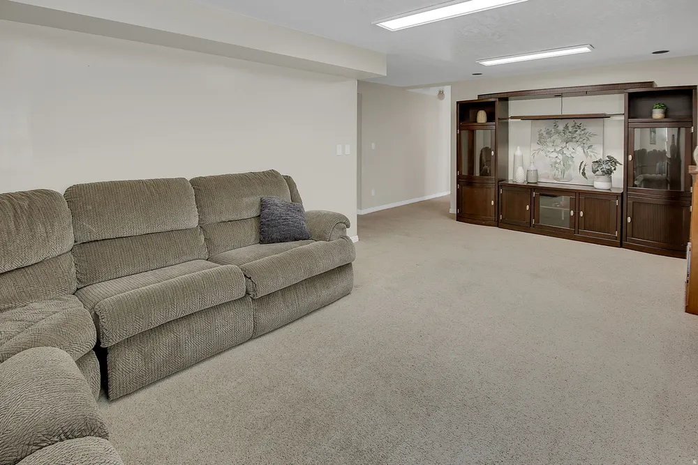 1316 S 150 E, Kaysville, UT 84037