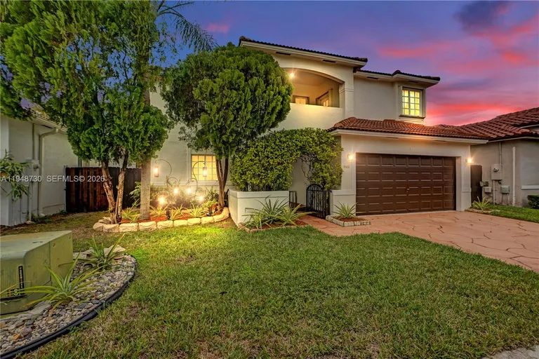 5502 SW 162nd Pl, Miami, FL 33185