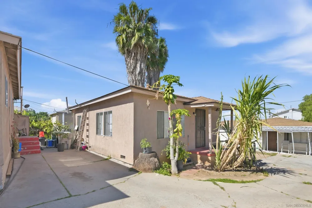 5242 Imperial Ave, San Diego, CA 92114