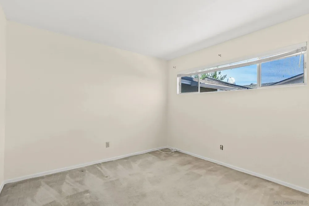 877 Alveda Ave, El Cajon, CA 92019