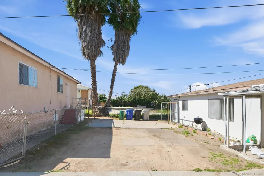 5242 Imperial Ave, San Diego, CA 92114