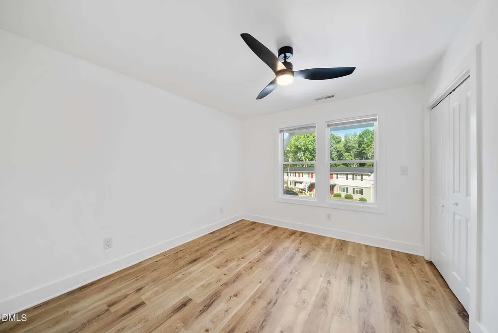 804 Vardaman St, Raleigh, NC 27610