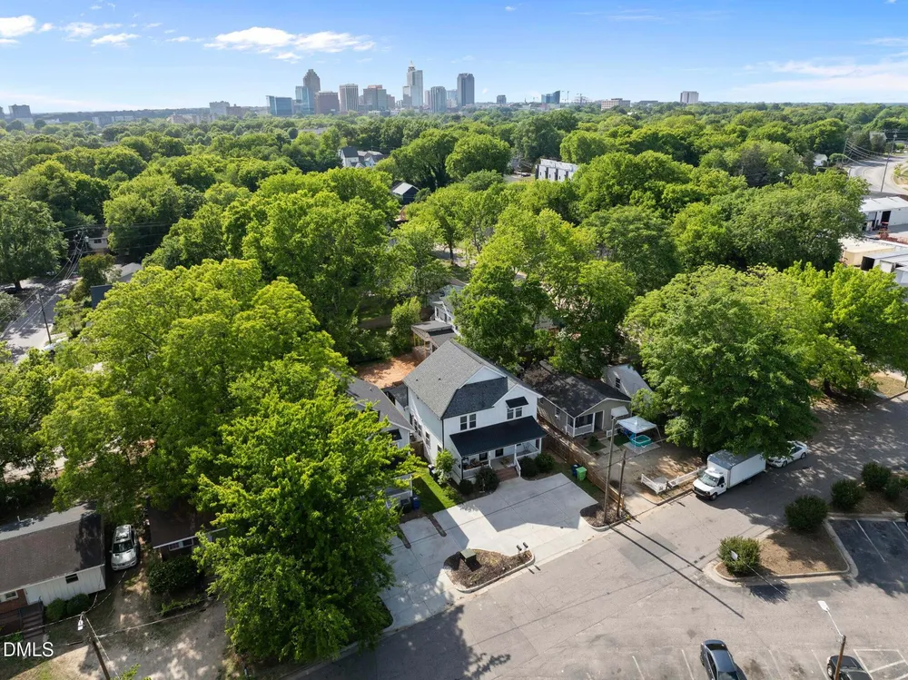 804 Vardaman St, Raleigh, NC 27610