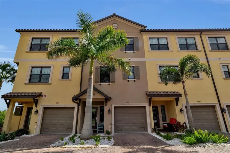 5589 Cannes Circle, Sarasota, FL 34231