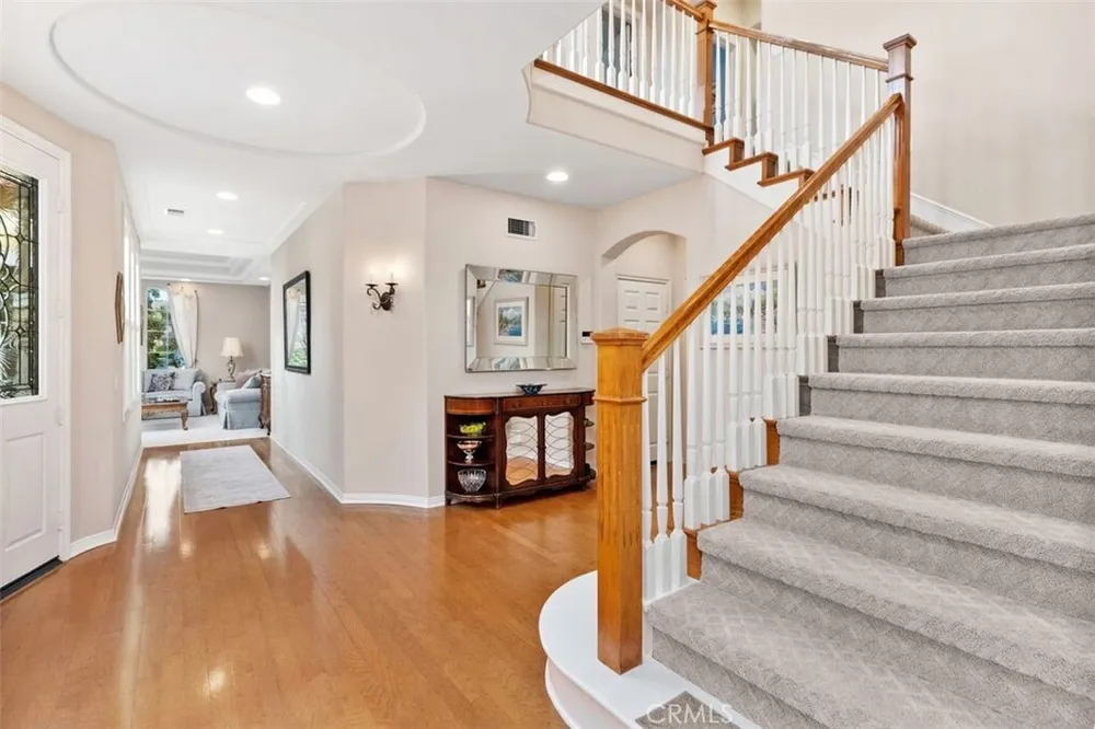 36 Walnut Creek, Irvine, CA 92602