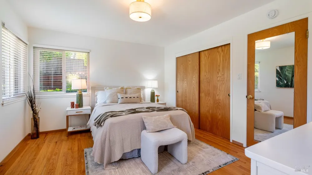 532 Tamarack Dr, San Rafael, CA 94903