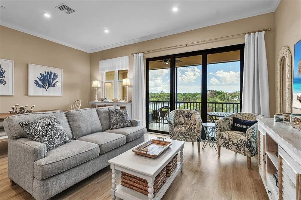 5589 Cannes Circle, Sarasota, FL 34231