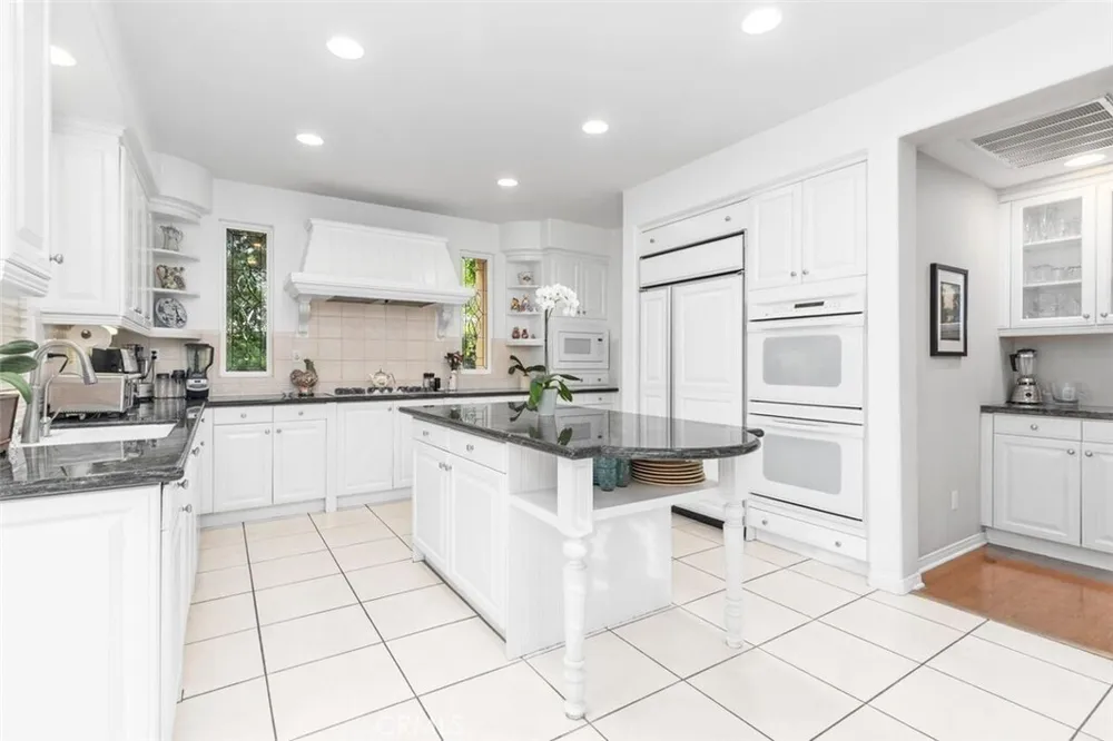 36 Walnut Creek, Irvine, CA 92602