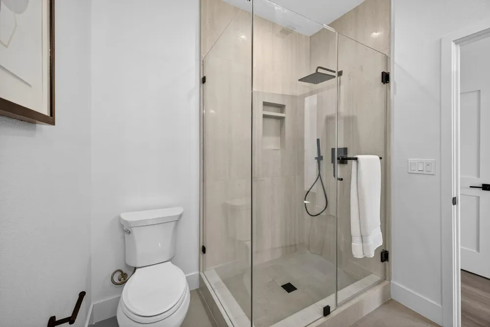 955 Woodside Rd, Redwood City, CA 94061