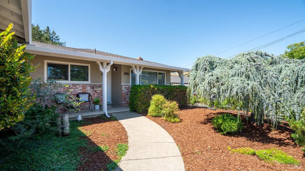 532 Tamarack Dr, San Rafael, CA 94903