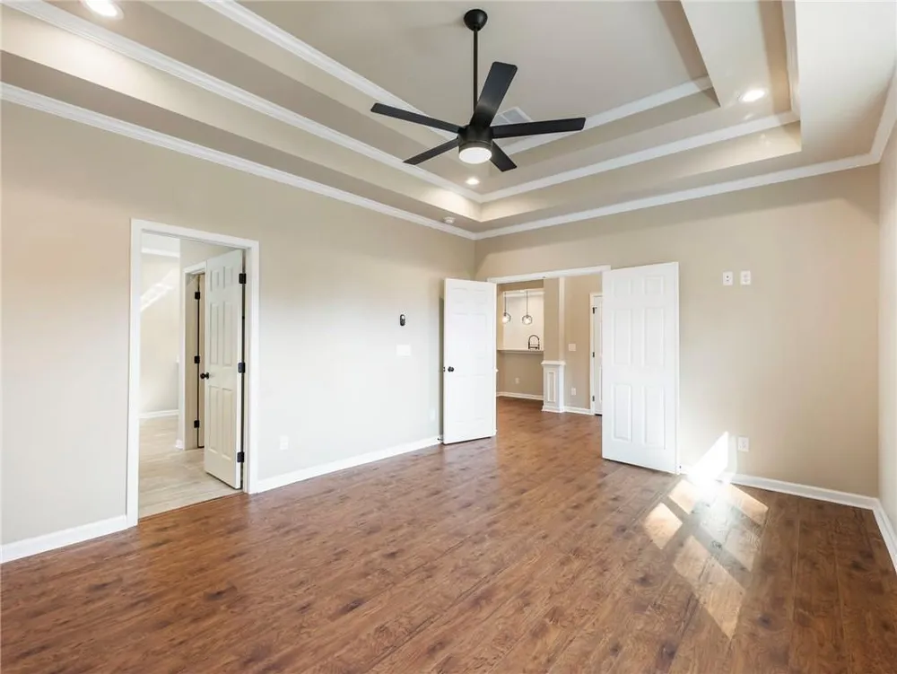 912 Westwood Ln, Winder, GA 30680