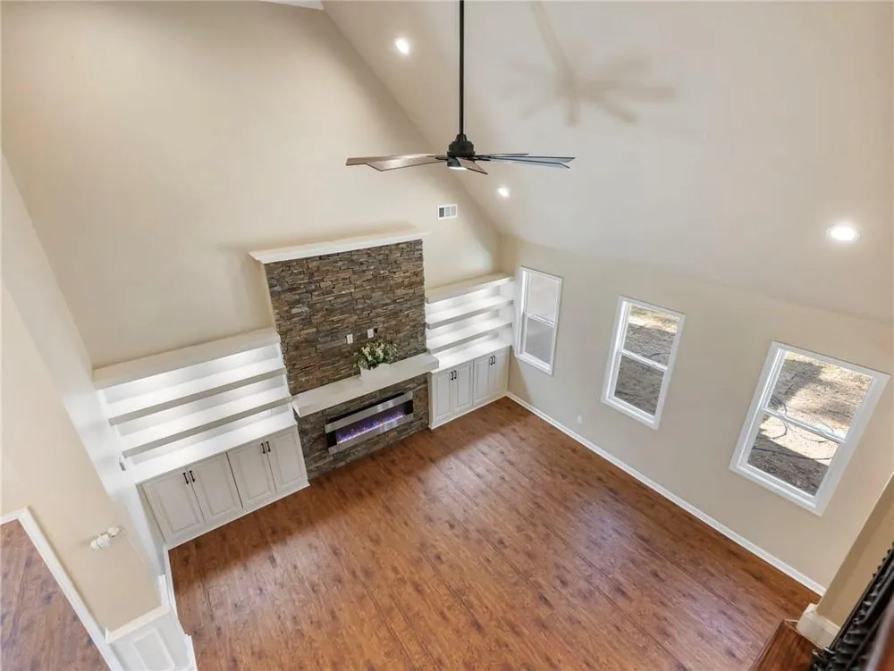 912 Westwood Ln, Winder, GA 30680
