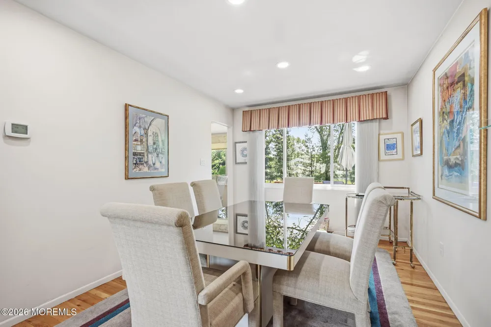 7 Kilmer Dr, Manalapan, NJ 07726