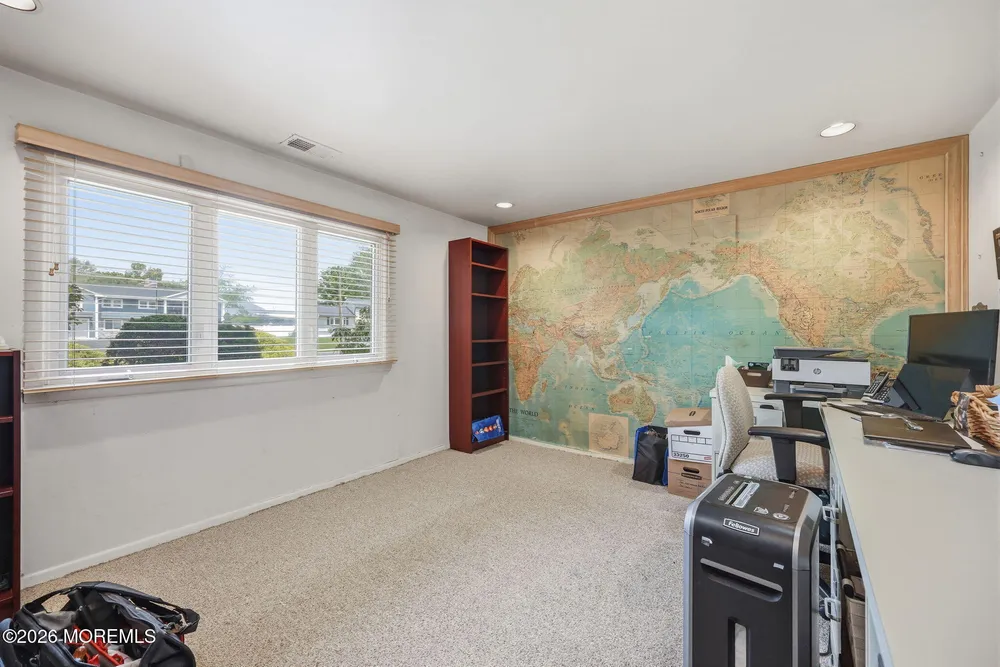7 Kilmer Dr, Manalapan, NJ 07726