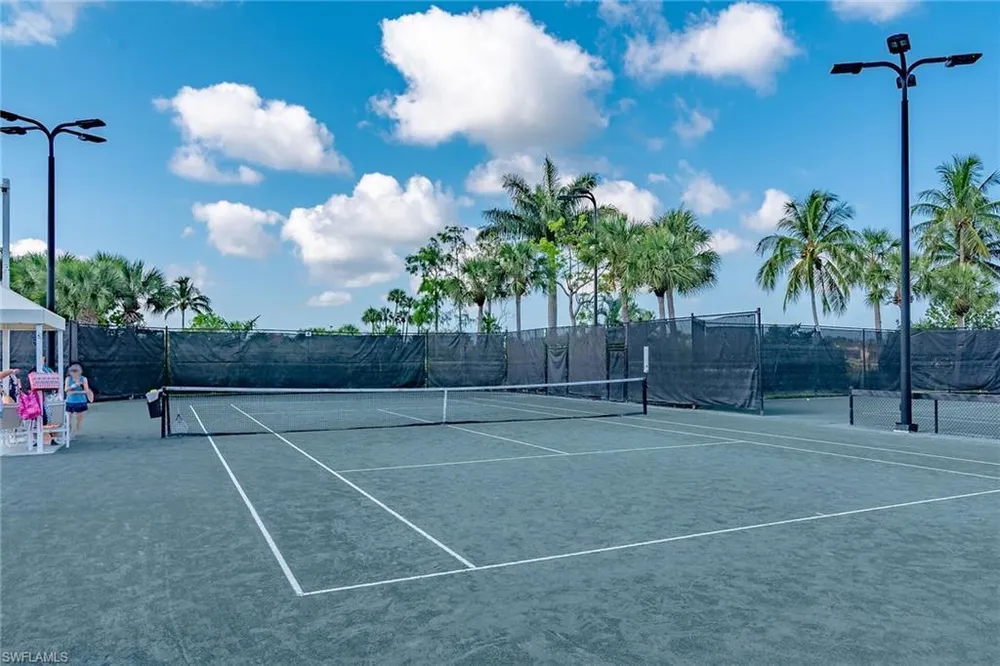 2926 Aviamar Circle, Naples, FL 34114