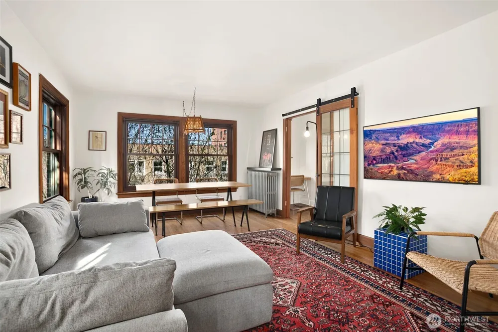 408 Bellevue Ave E, Seattle, WA 98102