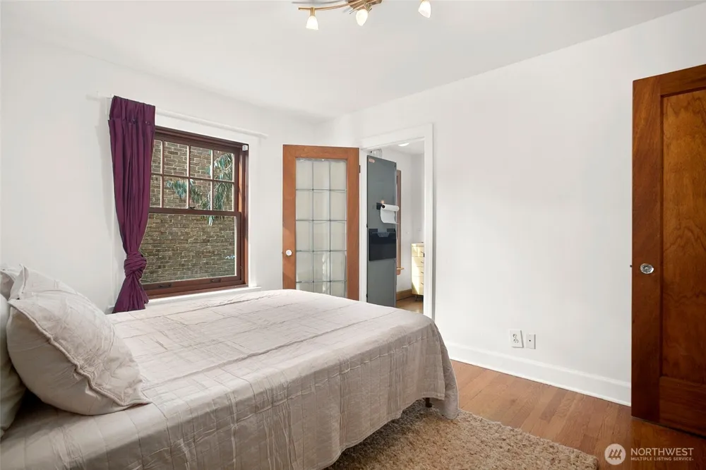 408 Bellevue Ave E, Seattle, WA 98102