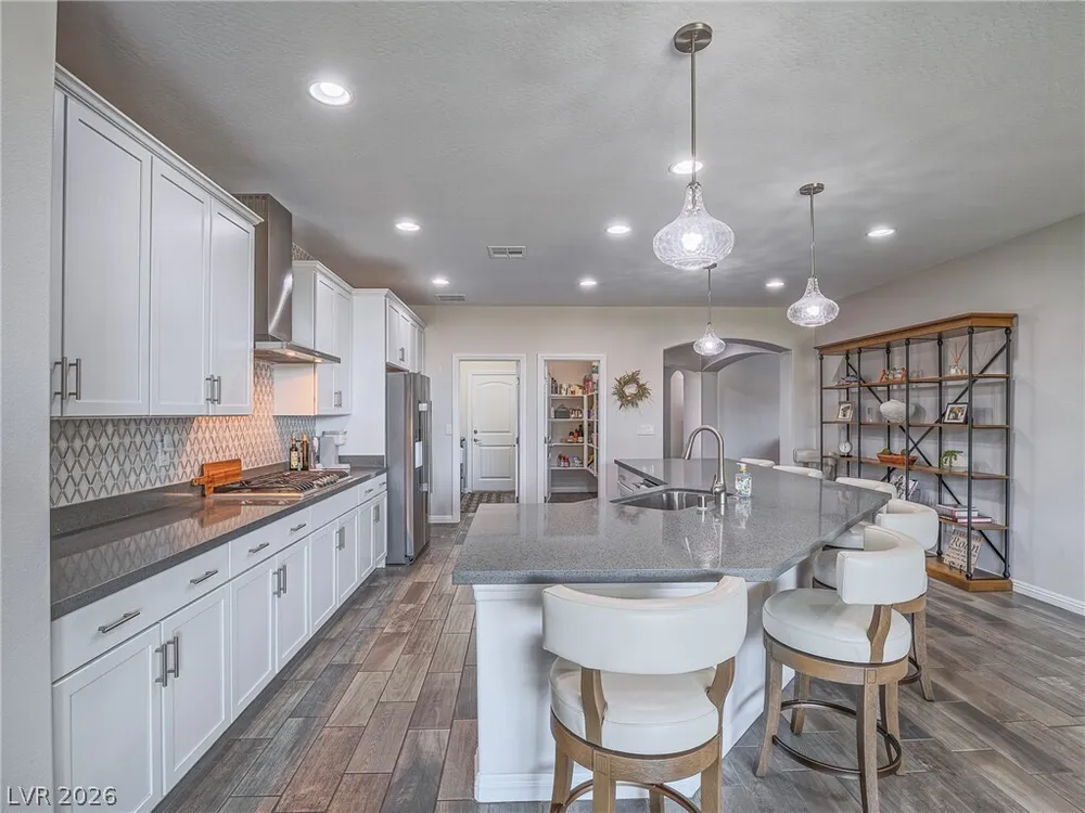 10425 Amulet Ridge Ct, Las Vegas, NV 89149