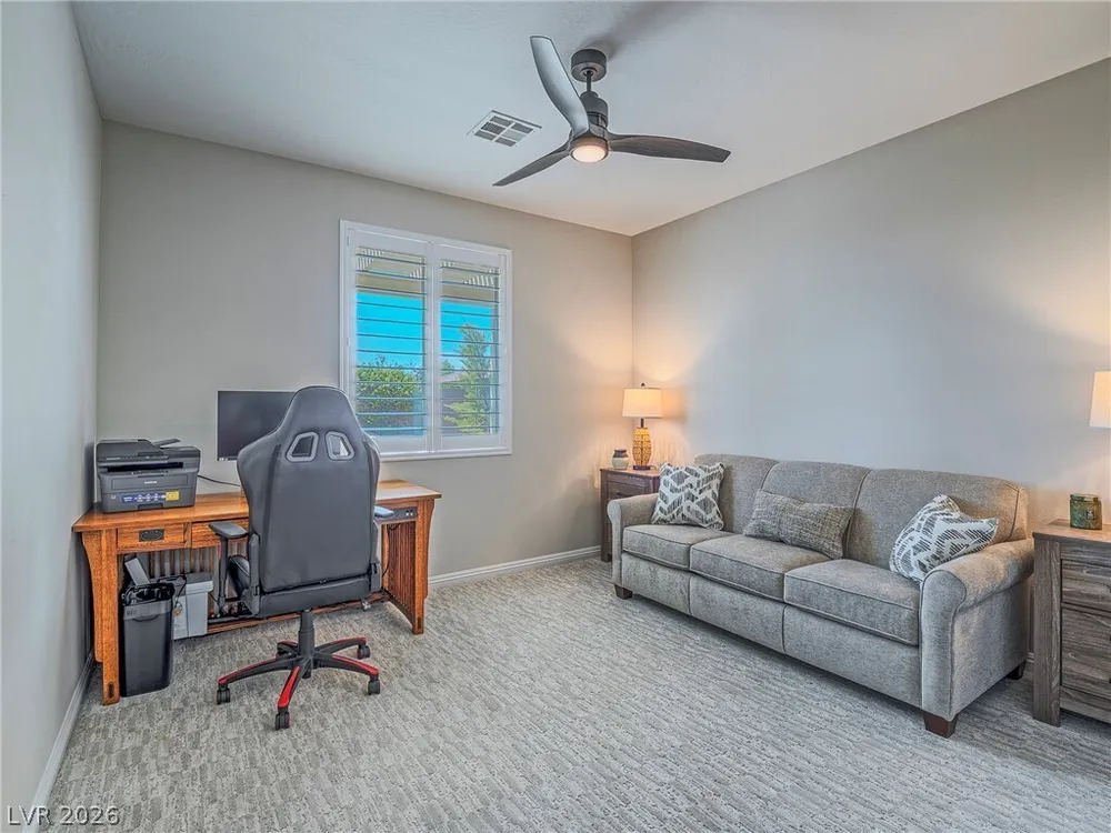 10425 Amulet Ridge Ct, Las Vegas, NV 89149