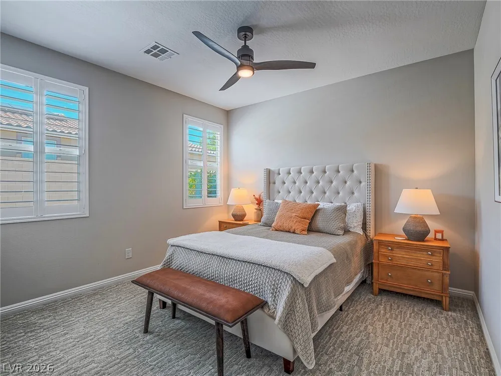 10425 Amulet Ridge Ct, Las Vegas, NV 89149