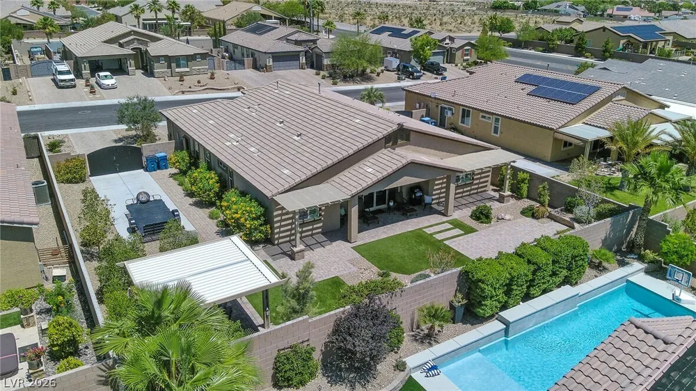 10425 Amulet Ridge Ct, Las Vegas, NV 89149