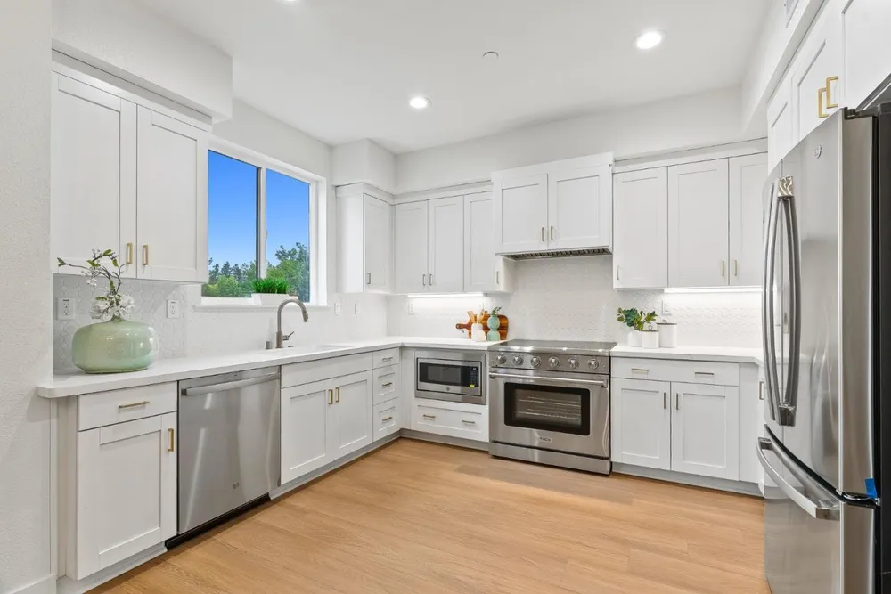 947 Woodside Rd, Redwood City, CA 94061
