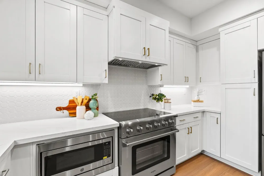947 Woodside Rd, Redwood City, CA 94061