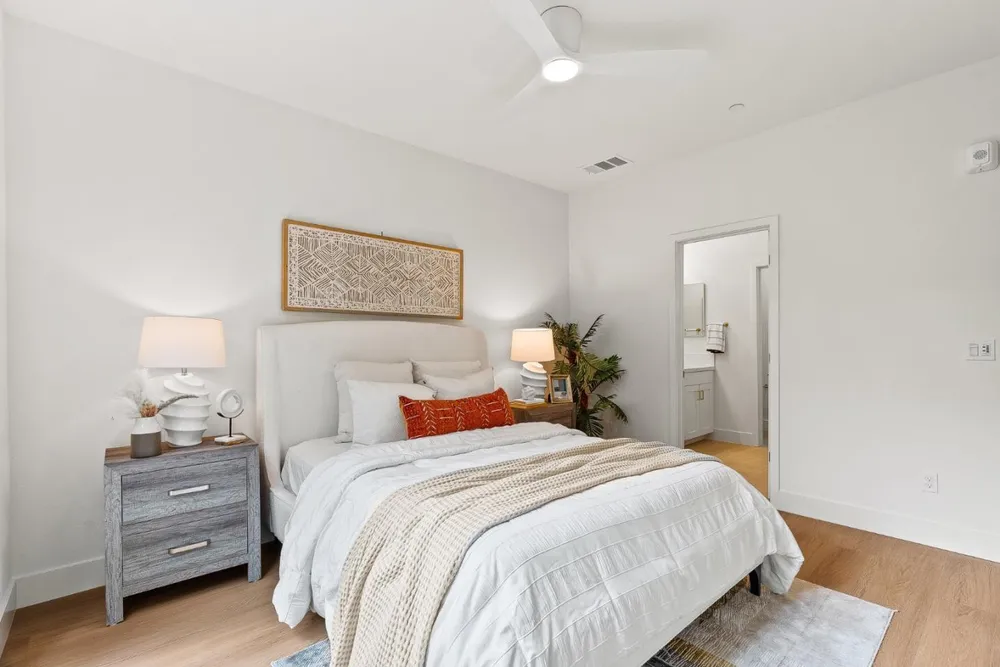 947 Woodside Rd, Redwood City, CA 94061