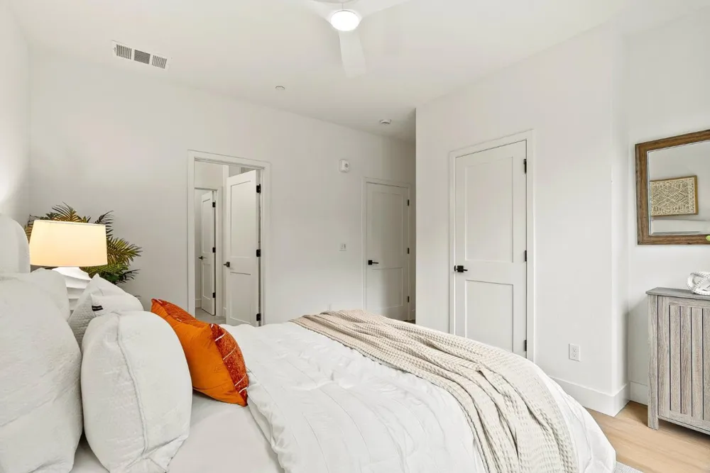 947 Woodside Rd, Redwood City, CA 94061